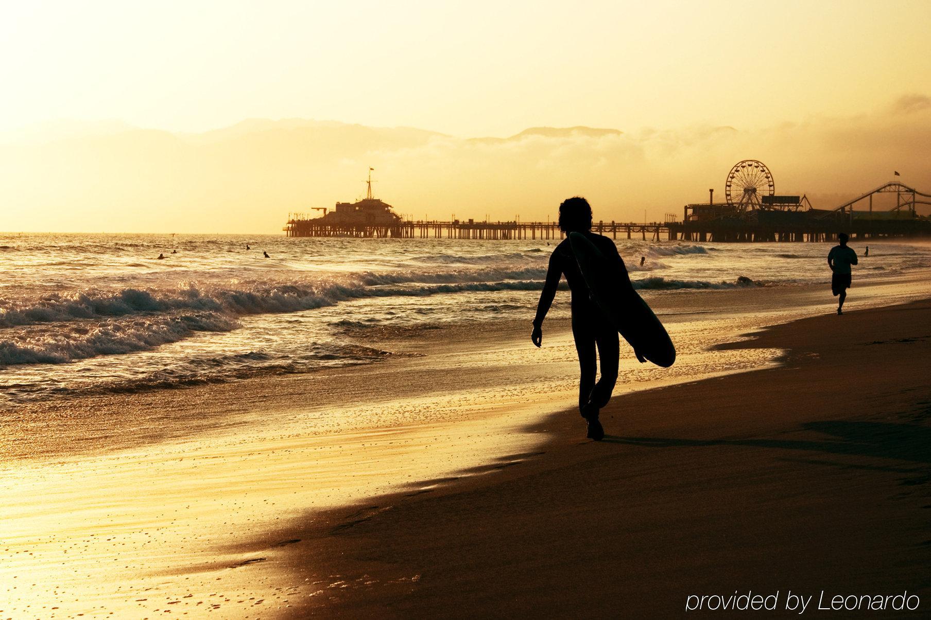 Holiday Inn Express West Los Angeles By Ihg Eksteriør bilde