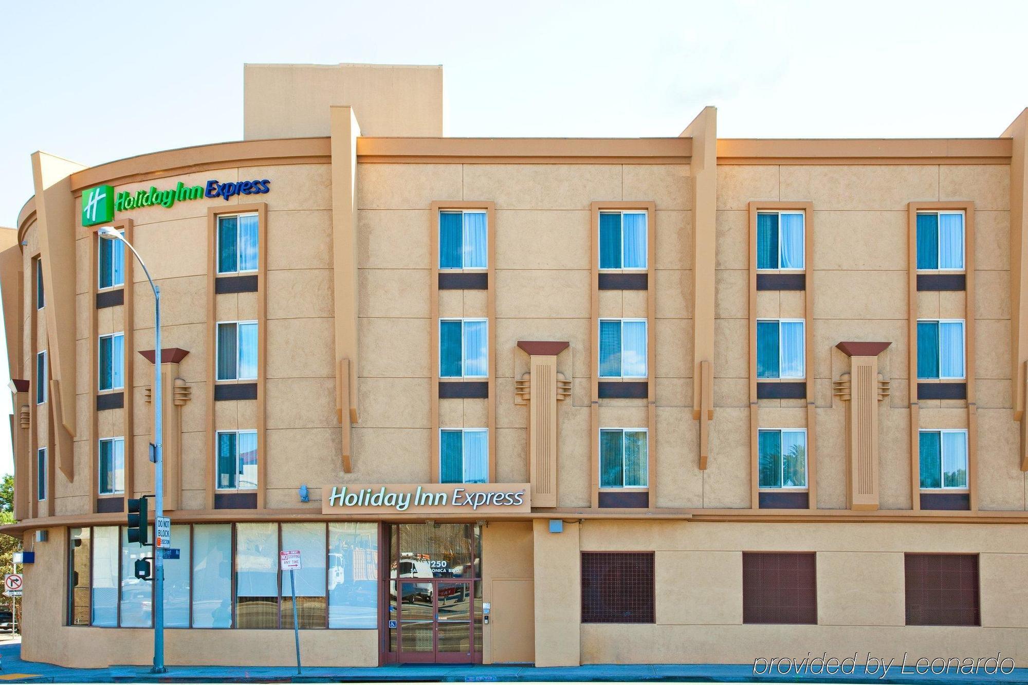 Holiday Inn Express West Los Angeles By Ihg Eksteriør bilde