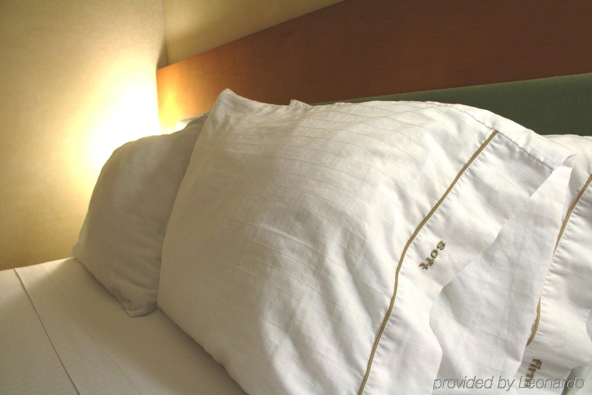 Holiday Inn Express West Los Angeles By Ihg Eksteriør bilde