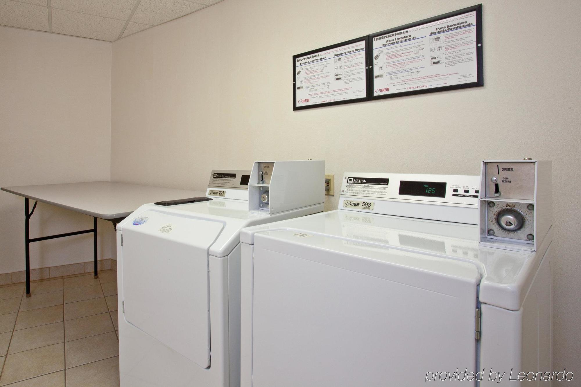 Holiday Inn Express West Los Angeles By Ihg Eksteriør bilde