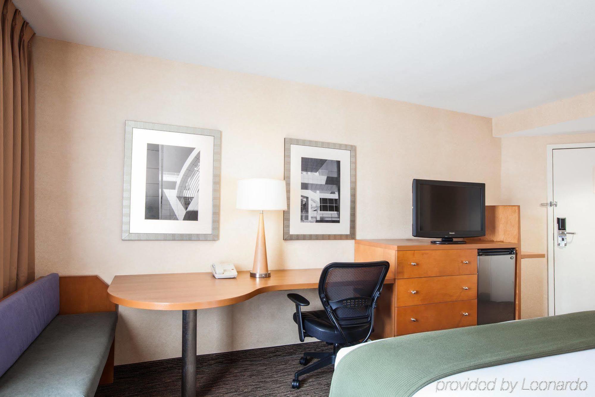 Holiday Inn Express West Los Angeles By Ihg Eksteriør bilde