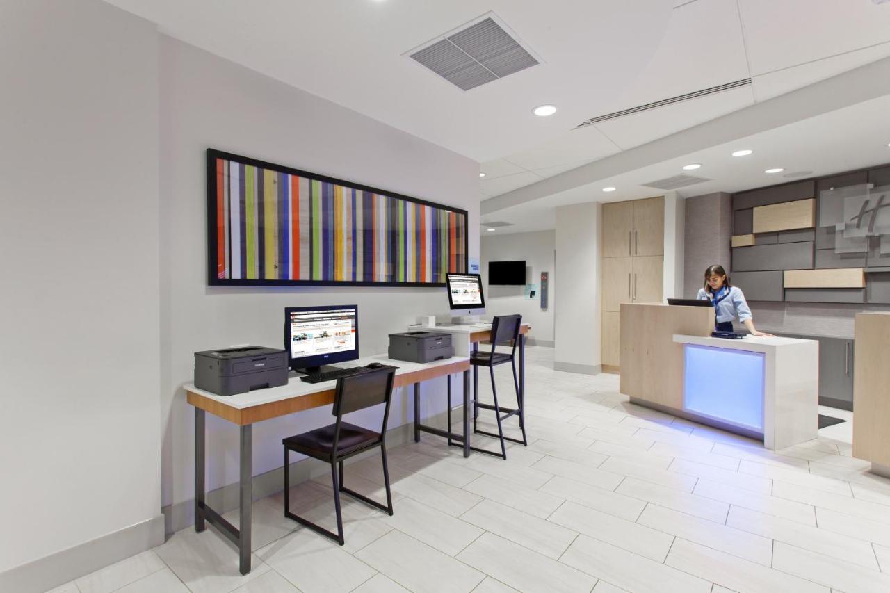 Holiday Inn Express West Los Angeles By Ihg Eksteriør bilde